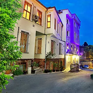 Otel Divas, İstanbul